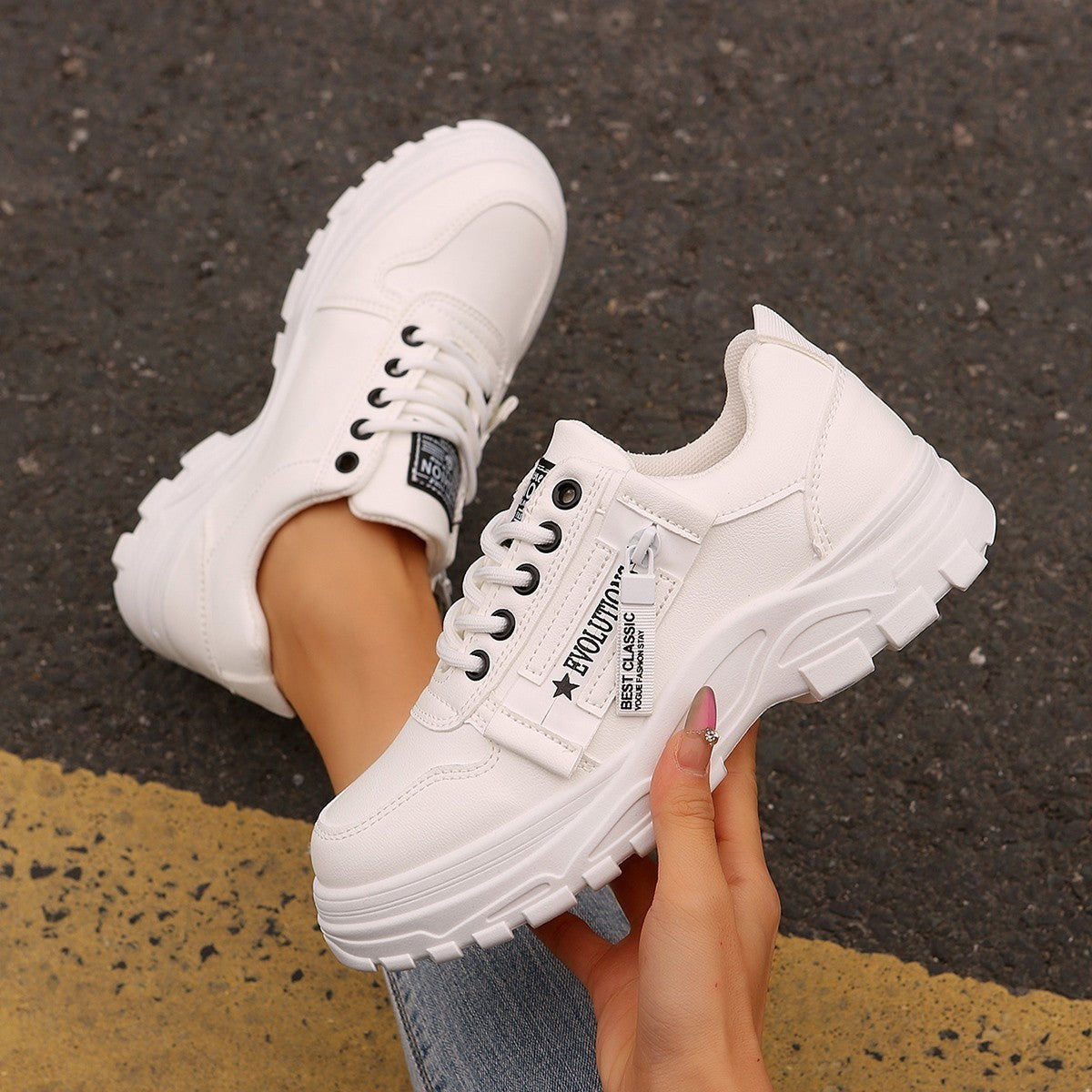 Thick Sole Round Casual Shoes For Women Sneakers