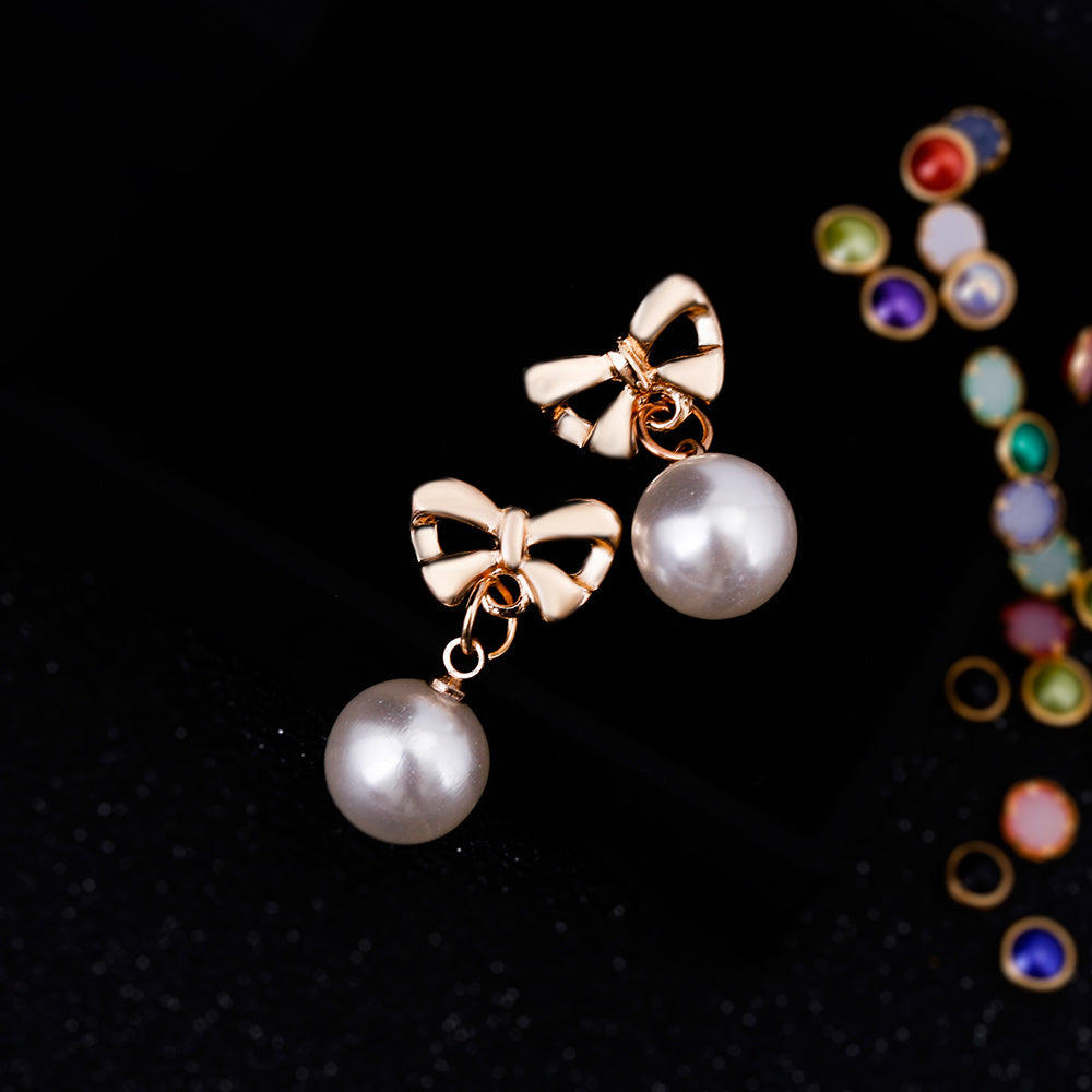 Bow Pearl Earrings